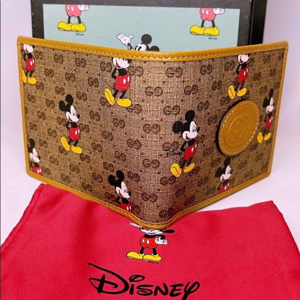 Authentic Brand NEW in original Gucci x Disney Box dust bag and Tags - Picture 4 of 11